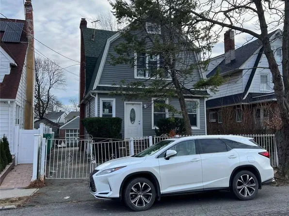 215-06 110th Ave, Queens Village, NY 11429