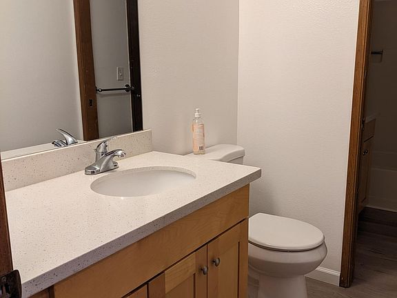 4th image of 17514 NE 88th Pl APT 1