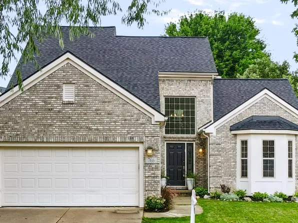 766 Pembroke Dr, Saline, MI 48176