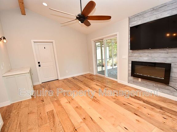 2nd image of 4290 Aspen Ln #A