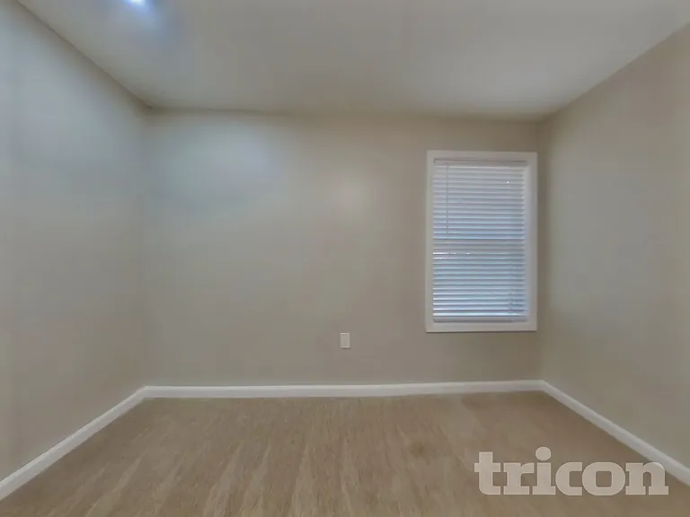 47 Rosemont Ct — Photo 12