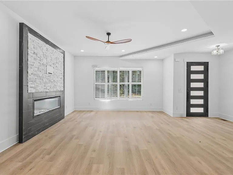 185 Brush Creek Ct — Photo 5