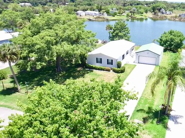 1052 E Miller Drive, Moore Haven, FL 33471