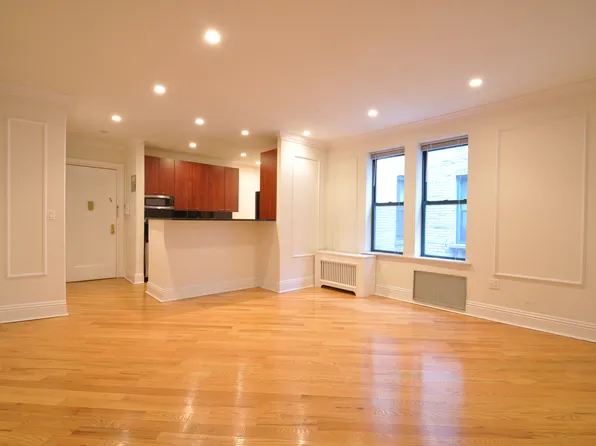 226 E 70th St, New York, NY