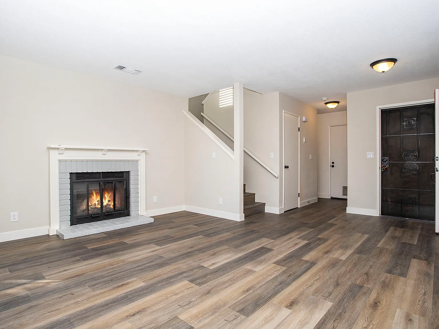3 bed, 1507 sqft, $2,845 — Photo 4