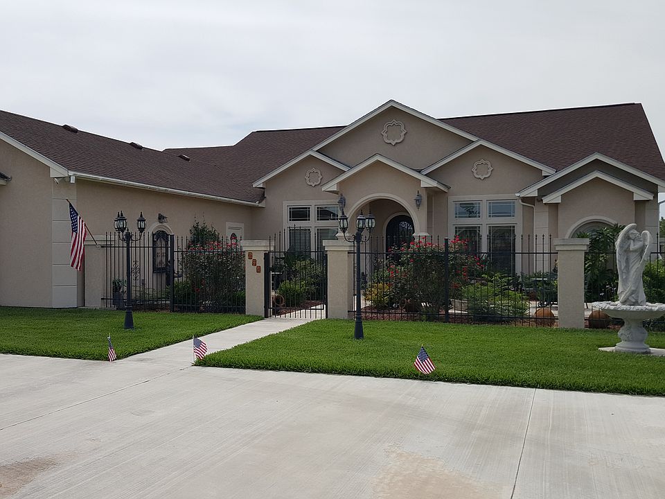 Front/2 Entry Circular Drive