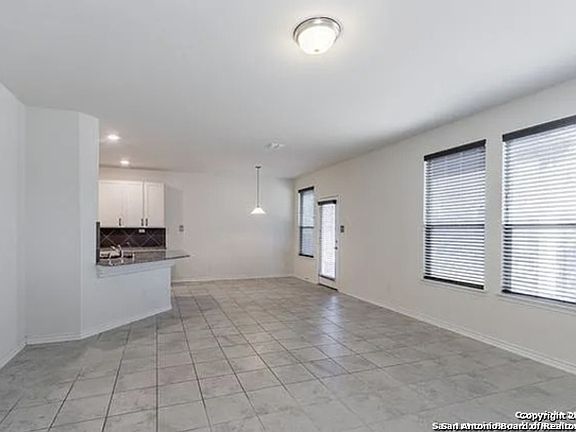 2nd image of 8434 Cordova Pt