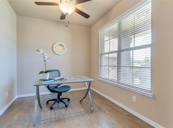 5th image of 3717 Sassafras Ct