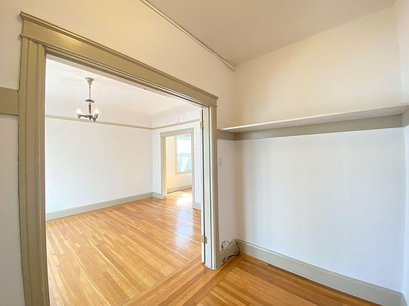 5th image of 99 Jersey St #10