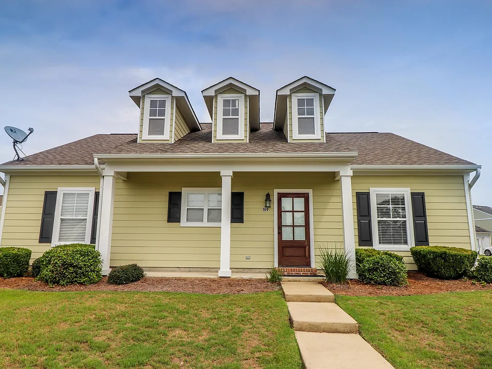 109 Saucer Ln