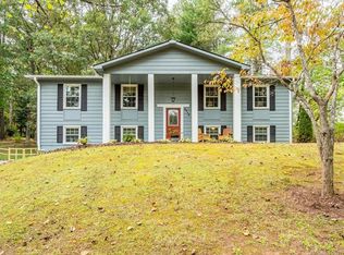 2715 Old Kanuga Rd, Hendersonville, NC 28739
