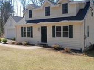 32 Randall Rd, Stow, MA 01775