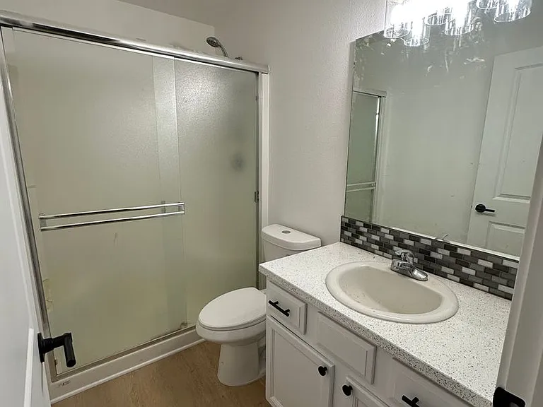 7915 Chehalis Dr — Photo 27