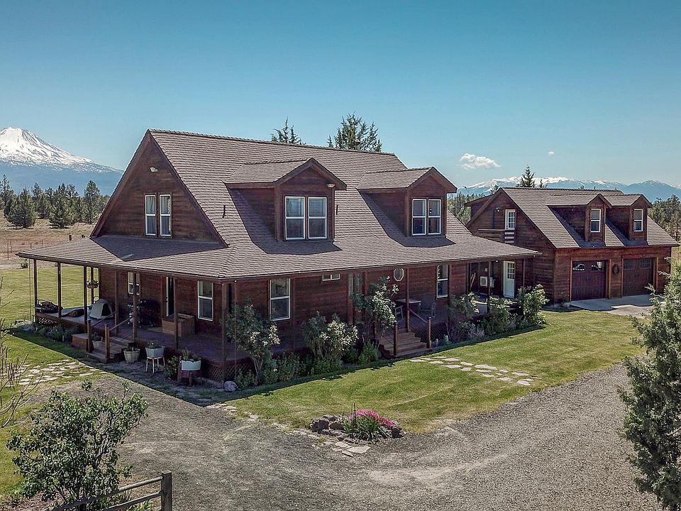 1st image of 3036 NE Leslie Ln