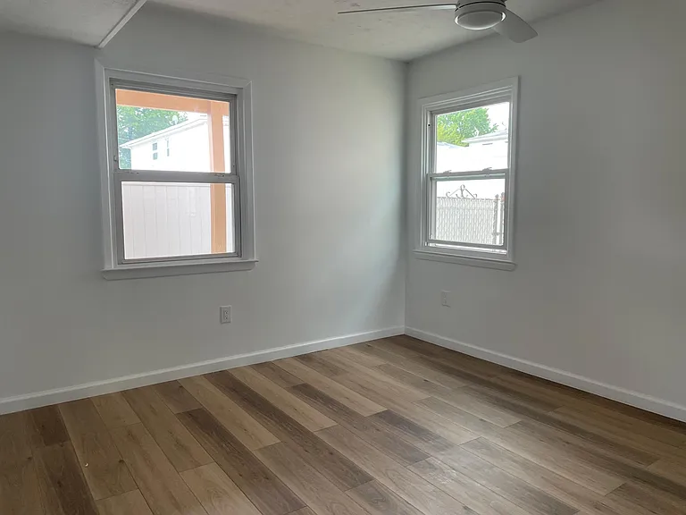118 Exeter St #1 — Photo 7