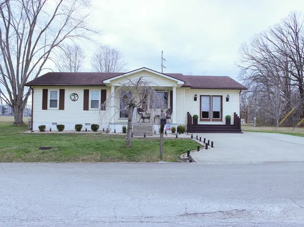 125 Cox St, Stanton, KY 40380