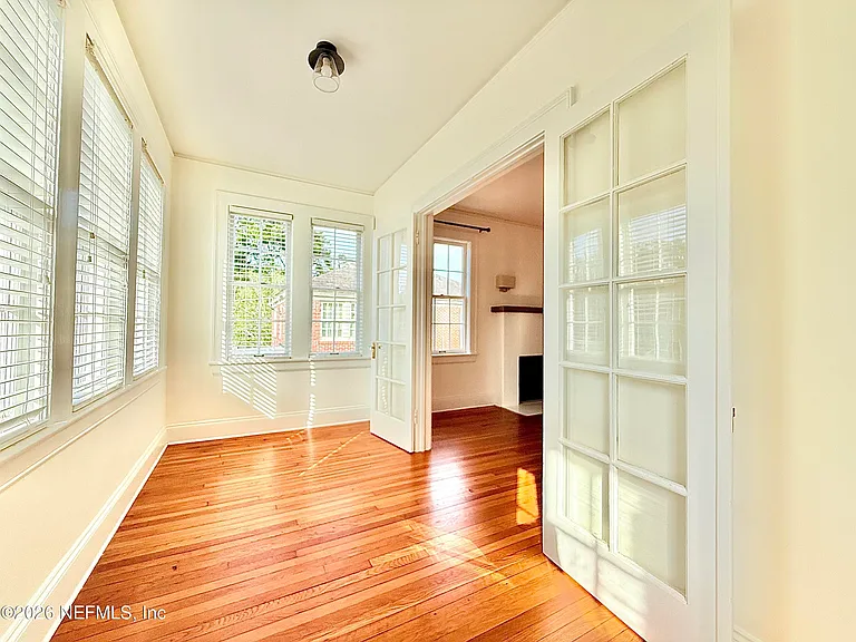 3110 Oak St #3 — Photo 2