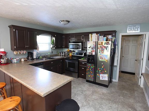 3rd image of 1211 Williams Ave