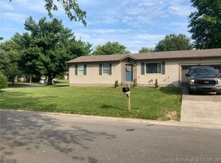 102 Broadmoor Ave, Charlestown, IN 47111
