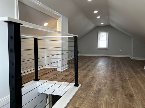 5th image of 17891 Birmingham St