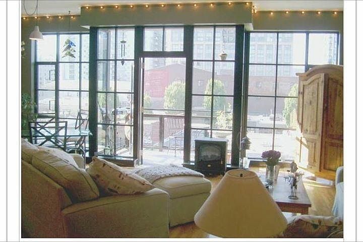 View facing south /full wall of windows