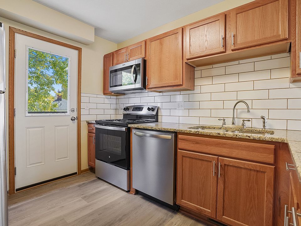 Kitchen with Stove, Refrigerator, Microwave