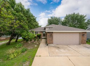 9225 183rd St, Tinley Park, IL 60487