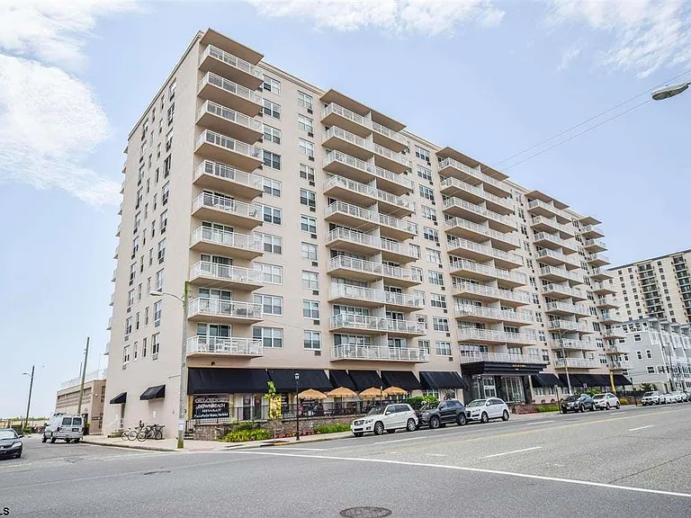 9400 Atlantic Ave #1003 — Photo 21