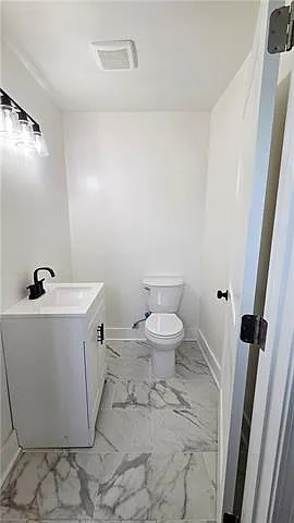 1822 Cambronne St — Photo 9