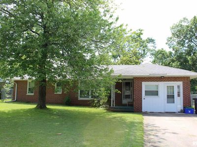 910 S Skyline Dr, Carbondale, IL, 62901