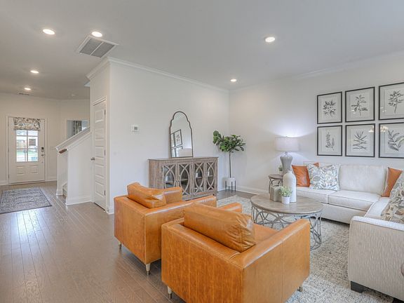 3rd image of 147 Hampshire Way Lot 199