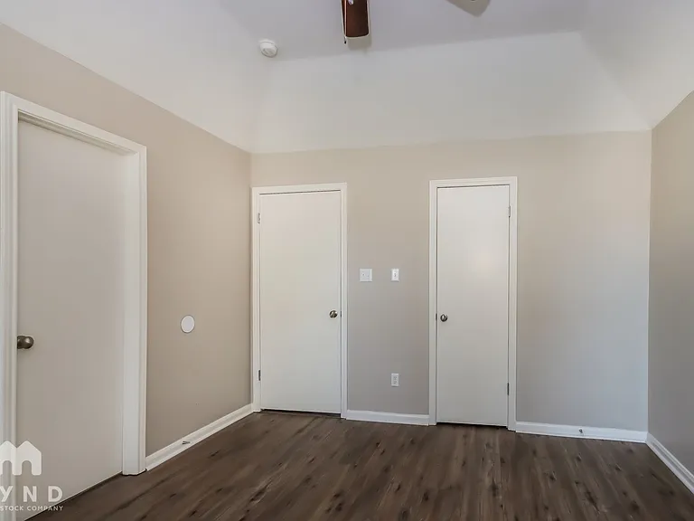 126 Kellyn Oaks Dr — Photo 8