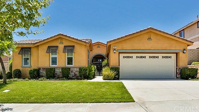 1st image of 4870 Thornbush Way