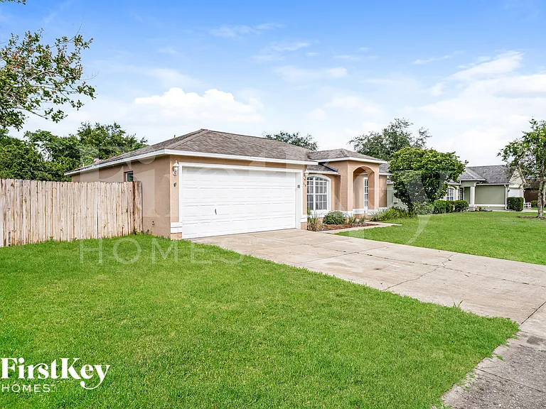 213 Autumn Ridge Rd — Photo 2