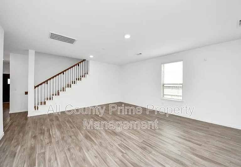 1325 Grass Bend Dr — Photo 23