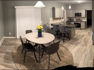 42 Skyline Dr, Gouldsboro, PA 18424