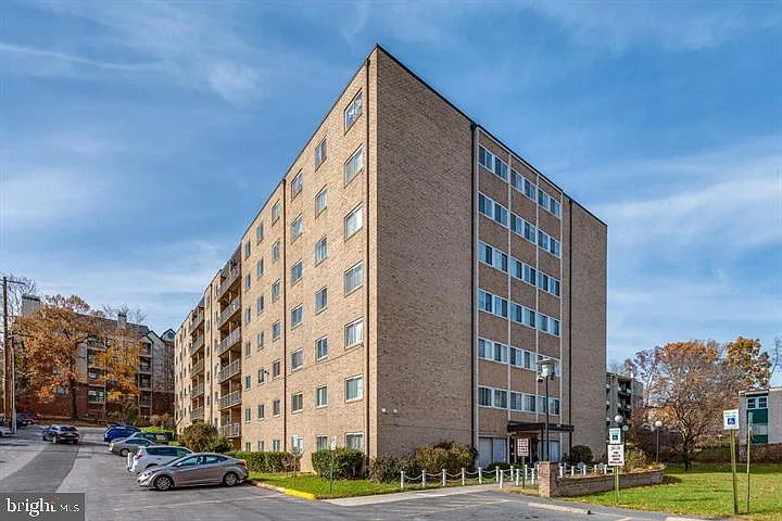 9250 Edwards Way APT 104A photo 1