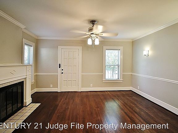 2nd image of 1120 W Avenue A
