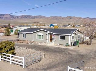 304 Phyllis Way, Stagecoach, NV 89429