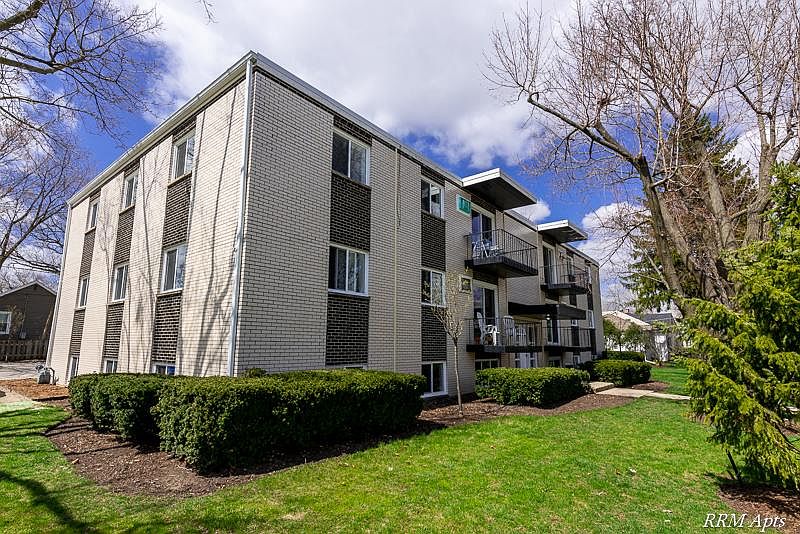 1st image of 320 N Slusser St APT 6