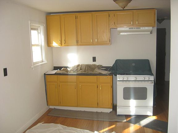 2nd image of 818 N Mozart St #3
