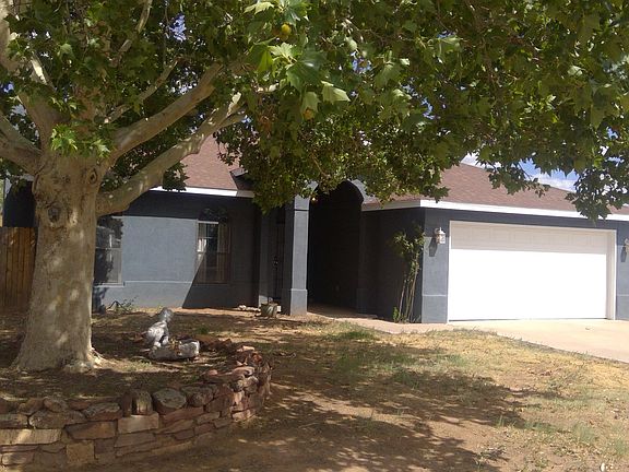3rd image of 888 Ladron Ave