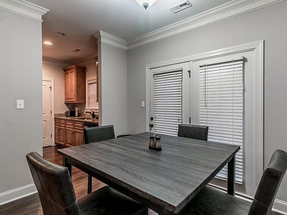 4th image of 1013-1060 SE Chaney Place Dr #1013