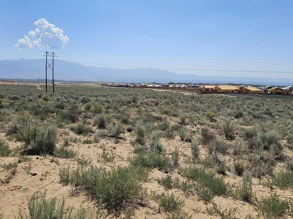 624 Villa Rd SE, Rio Rancho, NM 87124