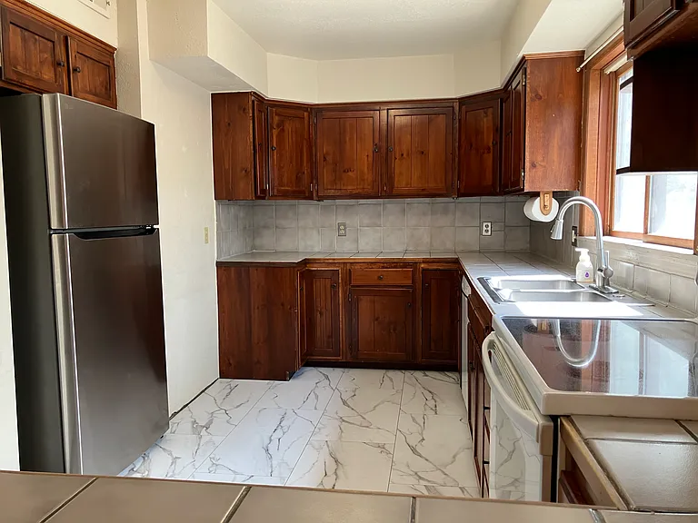 2143 Pine St #2 — Photo 6