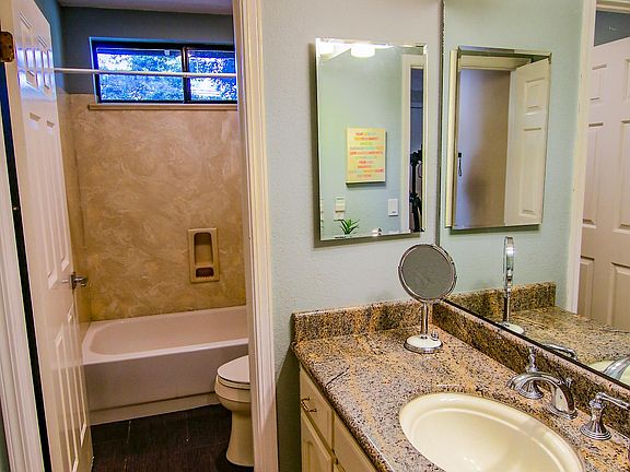 5th image of 101 Creighton Way