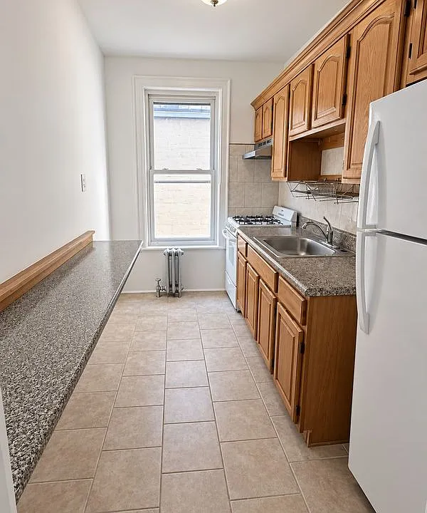 75-55 Metropolitan Ave #3L