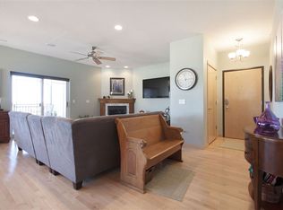 1092 Walnut Ave UNIT 314, Riverside, IA 52327