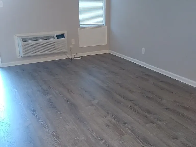 Hidden Ridge Apartments — Photo 12