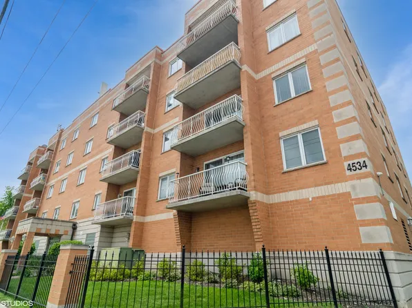 4534 N Cumberland Ave Unit 207, Chicago, IL 60656